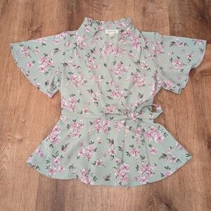 Monteau Los Angeles Cottagecore Floral Wrap Top Size Small